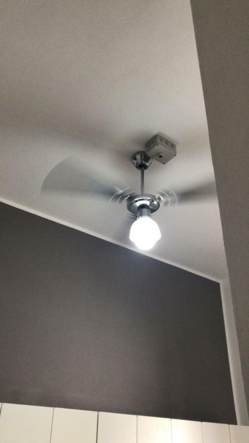 Bedroom Low Cost Di Elisa Quartucciu Luaran gambar